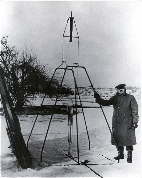  Robert Goddard, photographed just before lift-off of the first ever liquid fuel rocket, in 1926