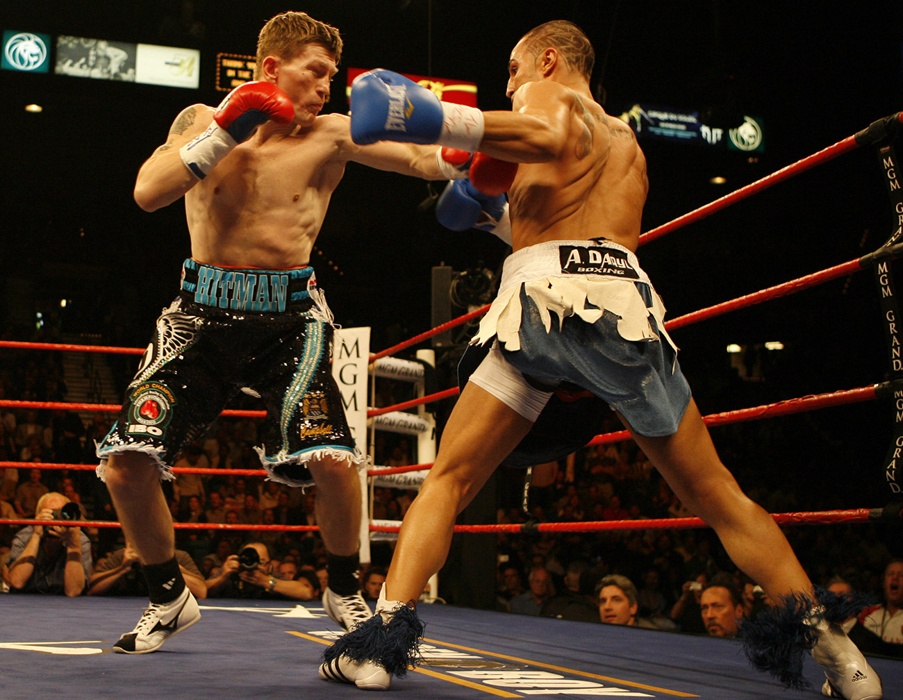 RICKY HATTON V PAULIE MALIGNAGGI,