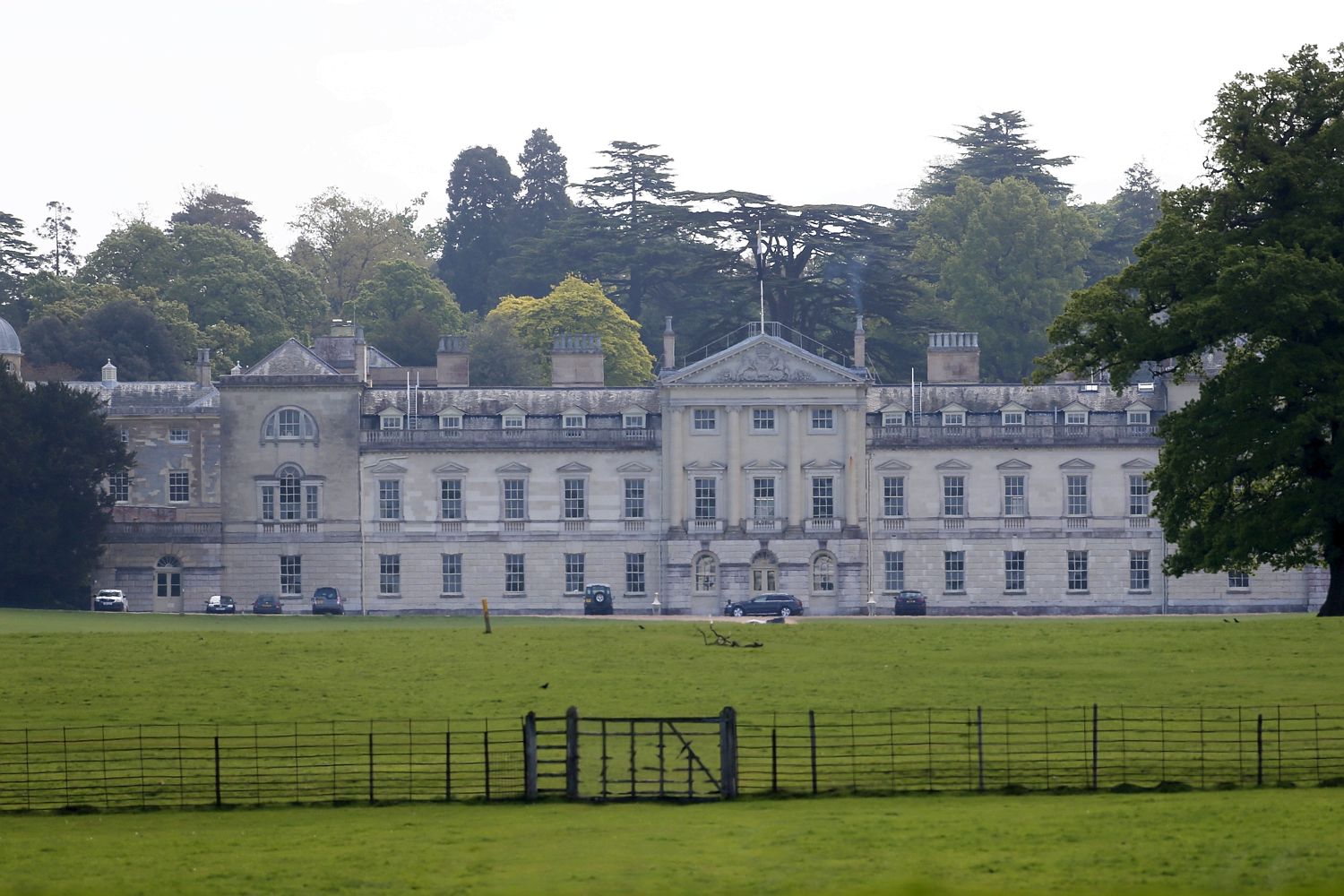 The couple will celebrate at Woburn Abbey