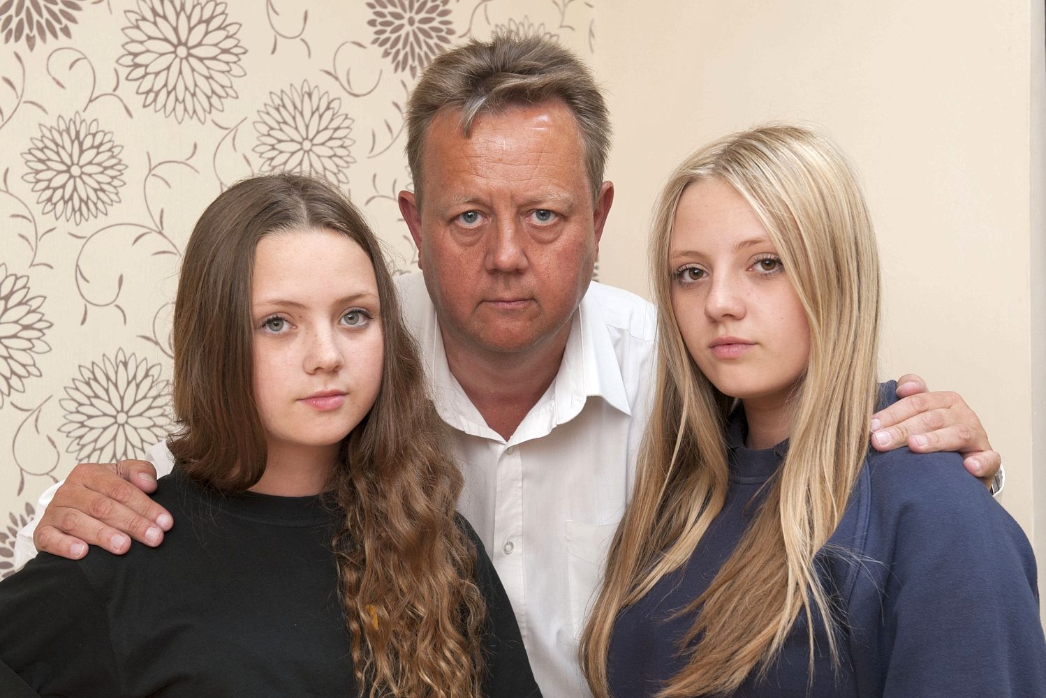 Ian Thorne with his daughters Tia, 12, and Elle, 15