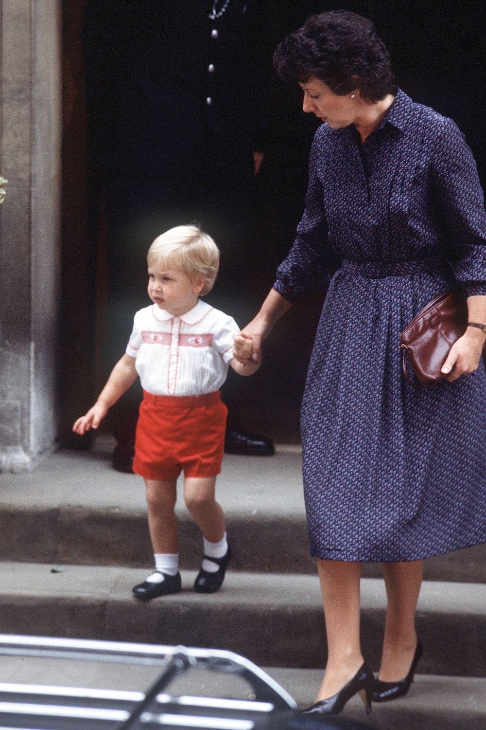 Wills leaves hospital after meeting Harry for first time