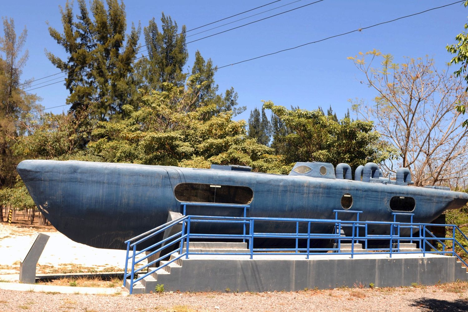 A submarine belonging to 'El Chapo' was seized