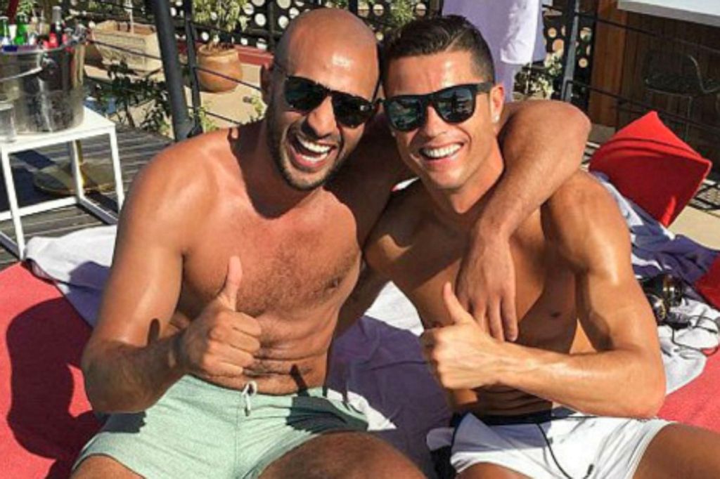  Ronaldo and Hari shared a series of pally snaps