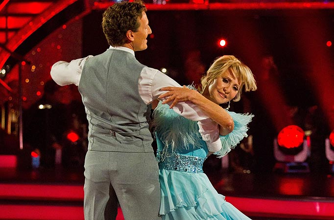 Lulu and Brendan Cole dance the Foxtrot