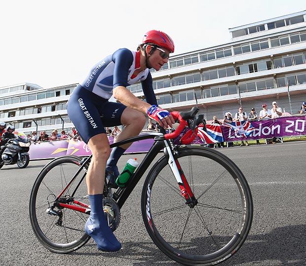 Sarah Storey of Great Britain on her way to winning gold in the Women's Individual C4-5 Road Race