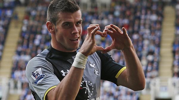  Bale has trademarked his love heart celebration