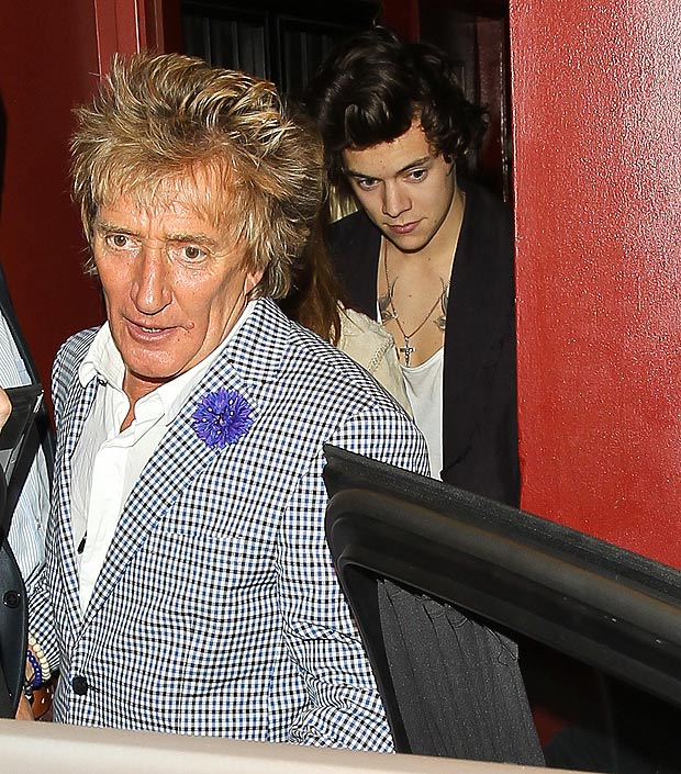 Harry Styles has dinner with Rod Stewart at Dan Tanas 