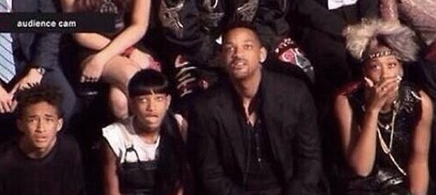 Will Smith and his kids look horrified by Miley Cyrus' performance