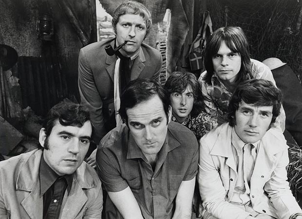 Terry Jones , Terry Gilliam , Michael Palin , John Cleese , Graham Chapman , Eric Idle