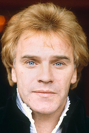 FREDDIE STARR