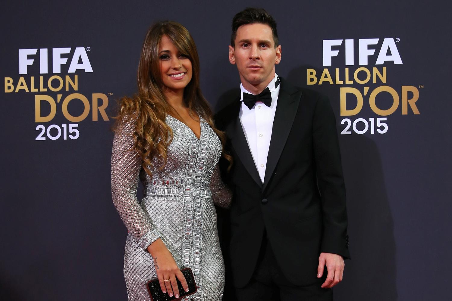 Antonella and Messi are all dressed up for the 2015 Ballon d'Or awards