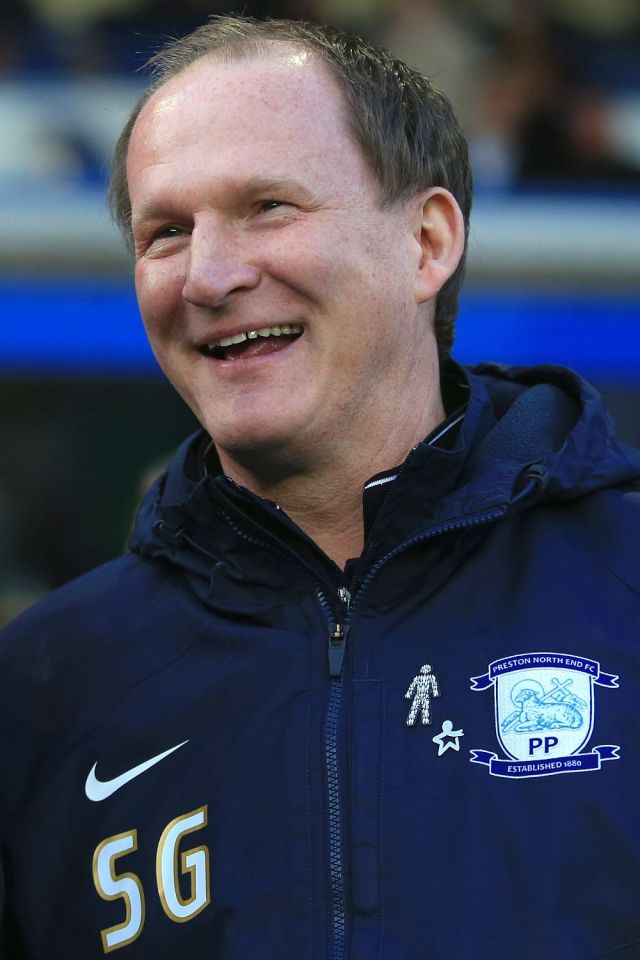  Simon Grayson will hope Preston can turn around their home form