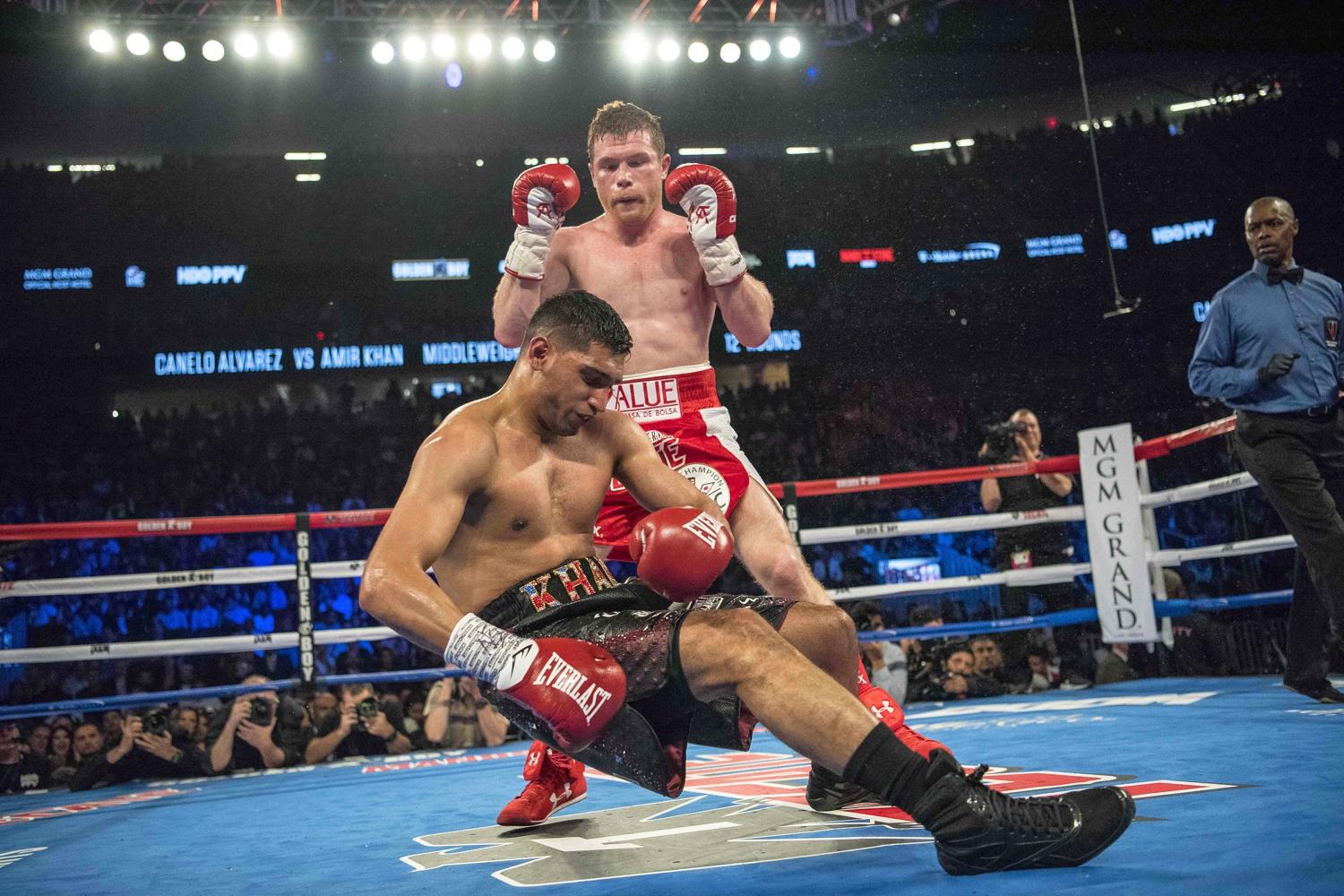  Khan's lights were out before he hit the canvas from Canelo's hook