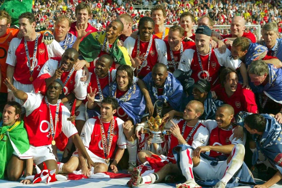  Arsenal's 'Invincibles' won the Premier League without losing a single game in 2003-04