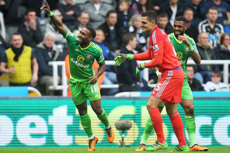  Defoe scored 15 Premier League goals last season