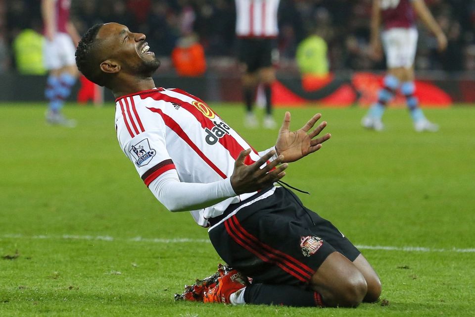  Jermain Defoe's goals have helped keep Sunderland in the Premier League