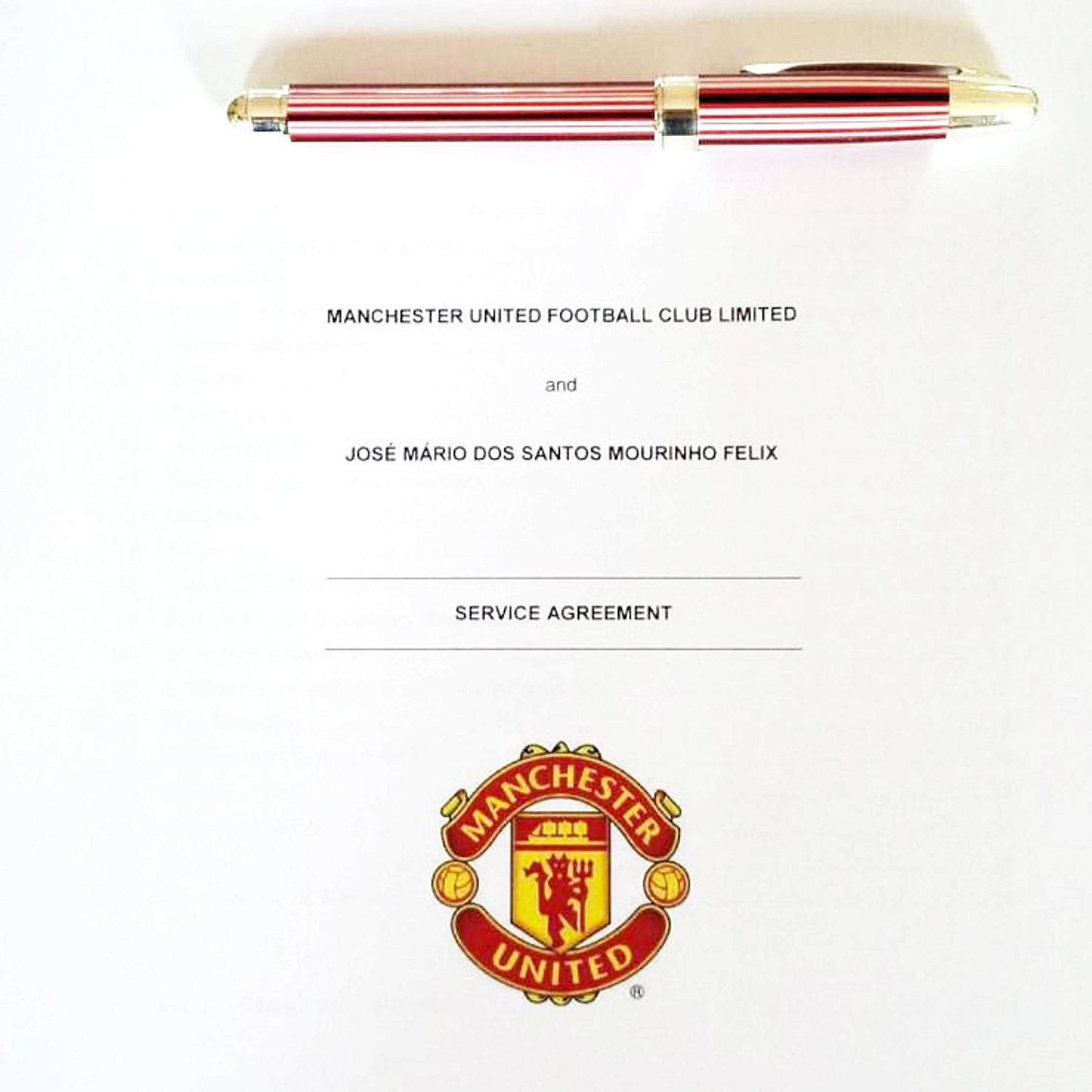 Jose Mourinho posts his contract with Manchester United on his new Instagram