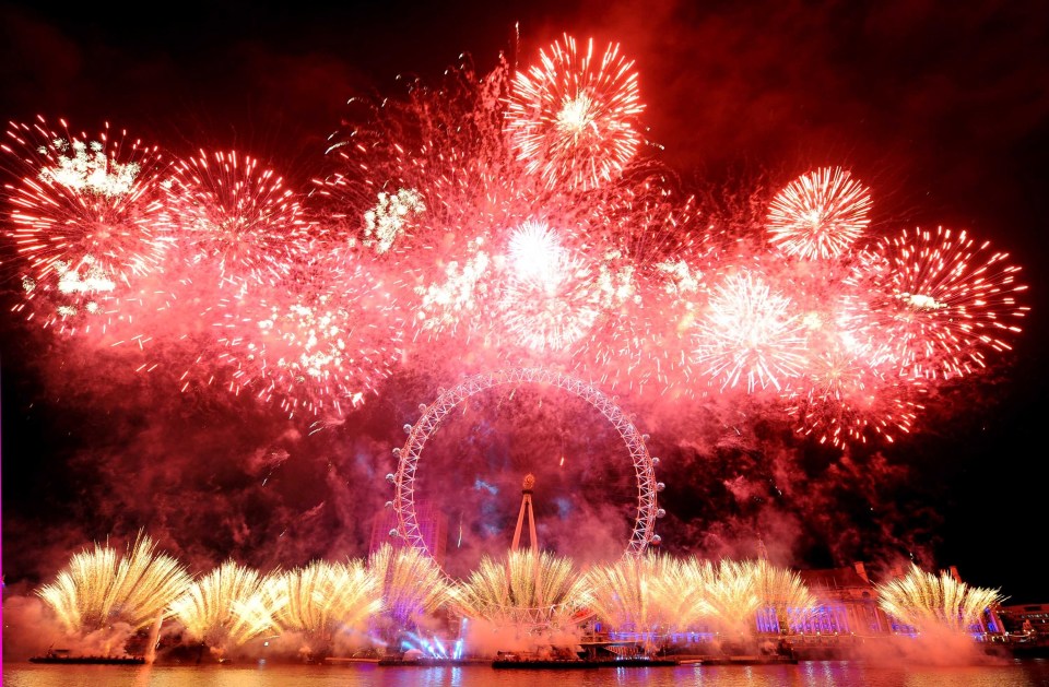  Massive celebrations and spectacular fireworks shows are staged in central London on New Year's Eve to welcome the new year