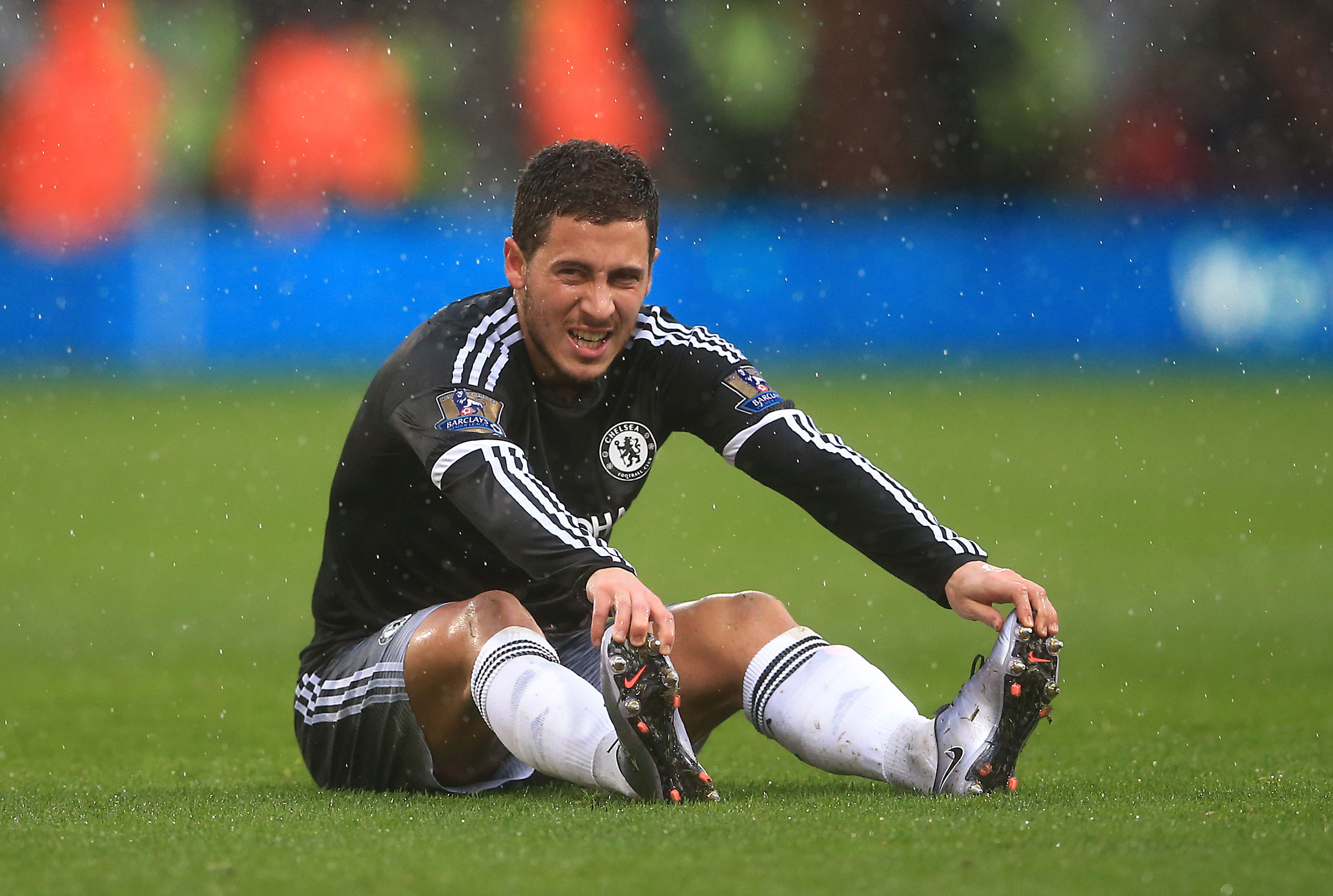  Hazard struggled for form and fitness for Chelsea in the 2015-16 season