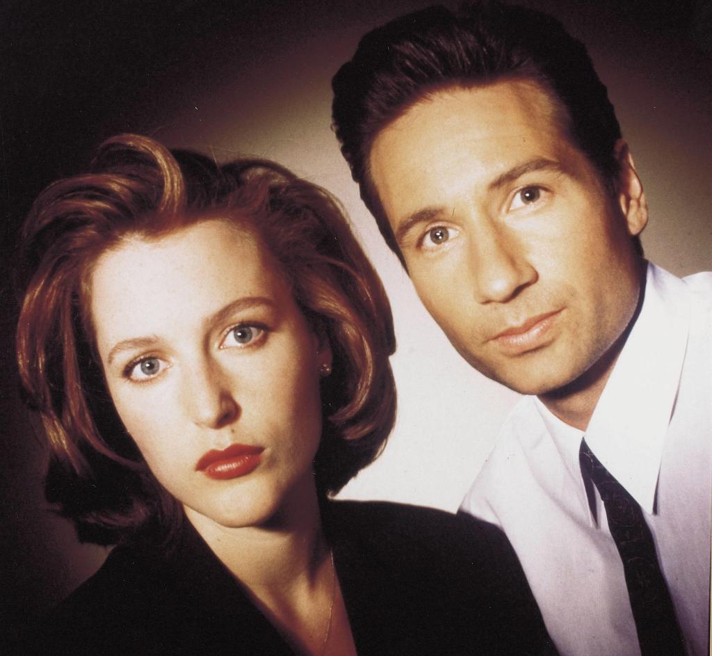 1983; X Files. Original Film Title: X Files, PICTURED: DAVID DUCHOVNY, GILLIAN ANDERSON, IN CAST: David Duchovny, Gillian Anderson