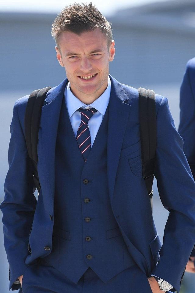  Arsenal target Jamie Vardy arrived grinning after a bumper £120,000-a-week offer