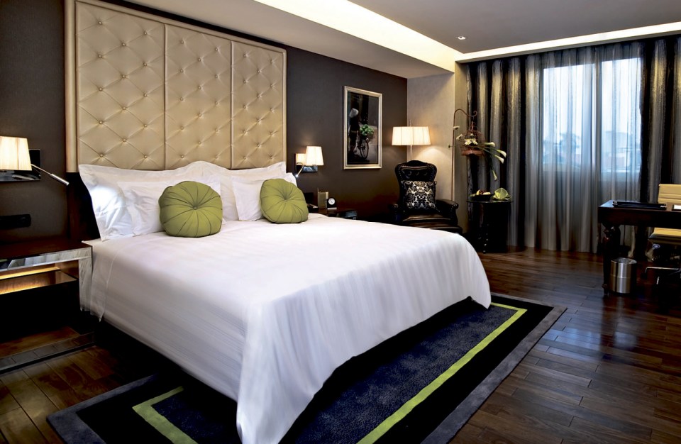  The Mövenpick Hotel offers a welcome retreat from the hustle and bustle of Hanoi's streets