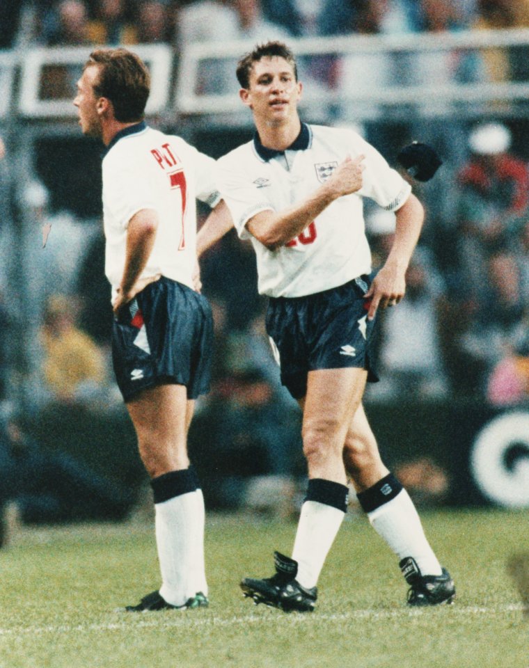  Gary Lineker throws away the armband as he is subbed off against Sweden in 1992