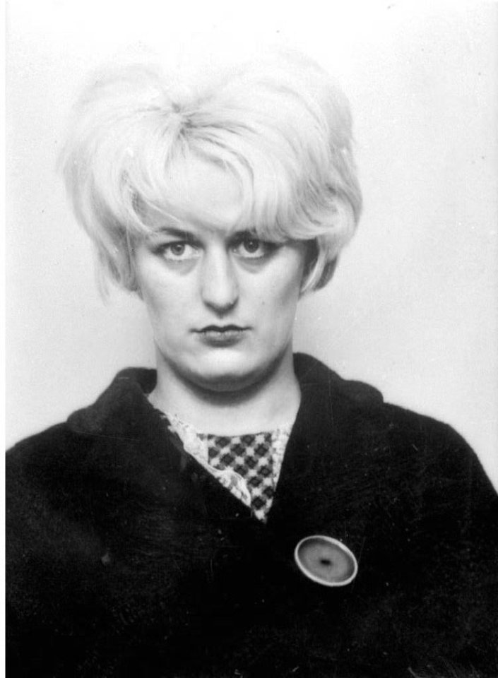  Myra Hindley killed five kids with Brady...and dumped bodies on moors