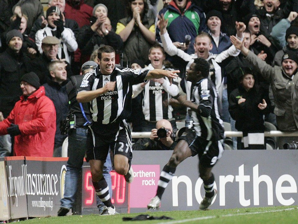  Steven Taylor celebrates with Obafemi Martins after goal against Arsenal in 2007