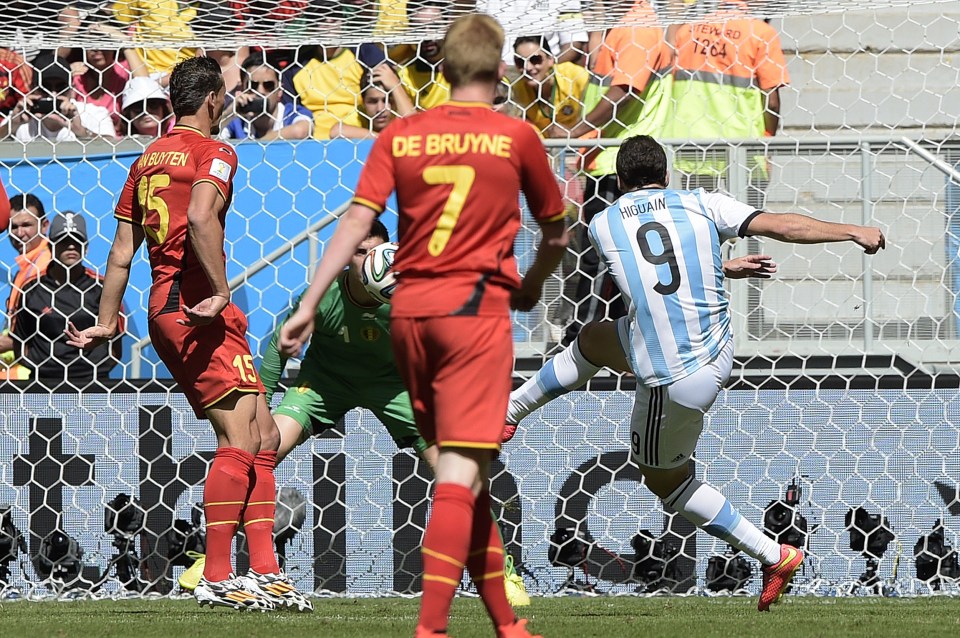  Gonzalo Higuain scores winner against Belgium in 2014 World Cup quarter-final