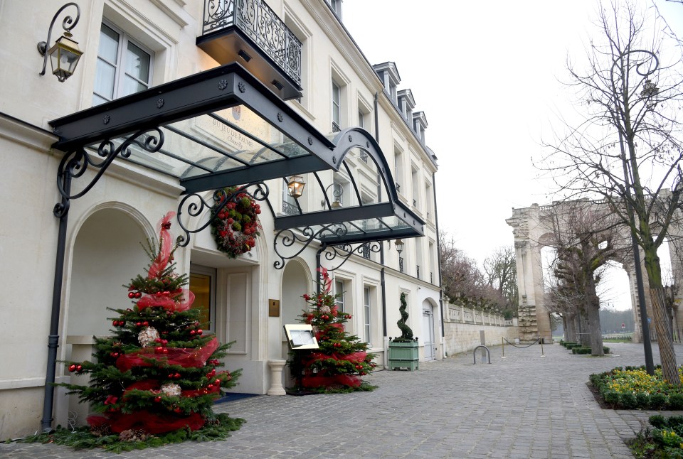 There have been some spooky goings on at the L'Auberge du Jeu de Paume in Chantilly, where England are staying for Euro 2016