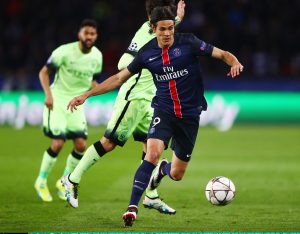  Edinson Cavani appears to have been assured he can play down the middle