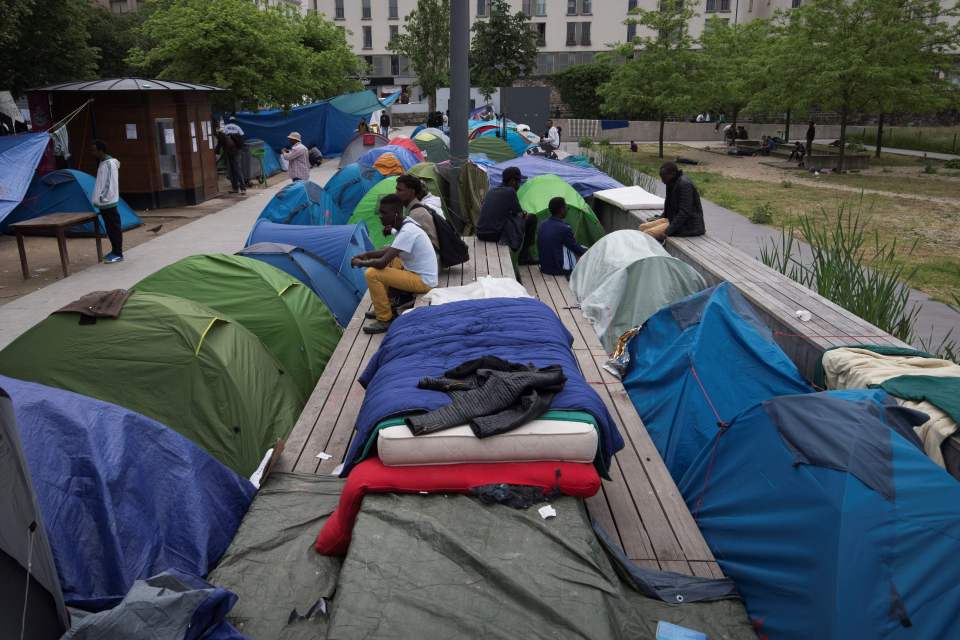  Thousands of people had made the area their home, using makeshift tents and mattresses they had managed to accumulate