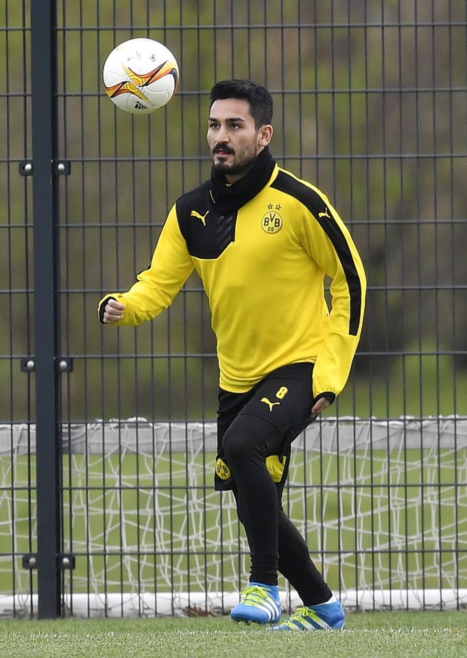  City have already moved to sign Borussia Dortmund midfielder Ilkay Gundogan