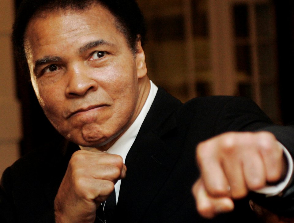  Ali passed way in hospital in Arizona, USA, with his fourth wife Yolanda – known as Lonnie – and his seven daughters and two sons at his bedside