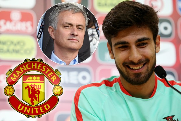 Valencia and Portugal midfielder Andre Gomes has described Manchester United boss Jose Mourinho as a great manager