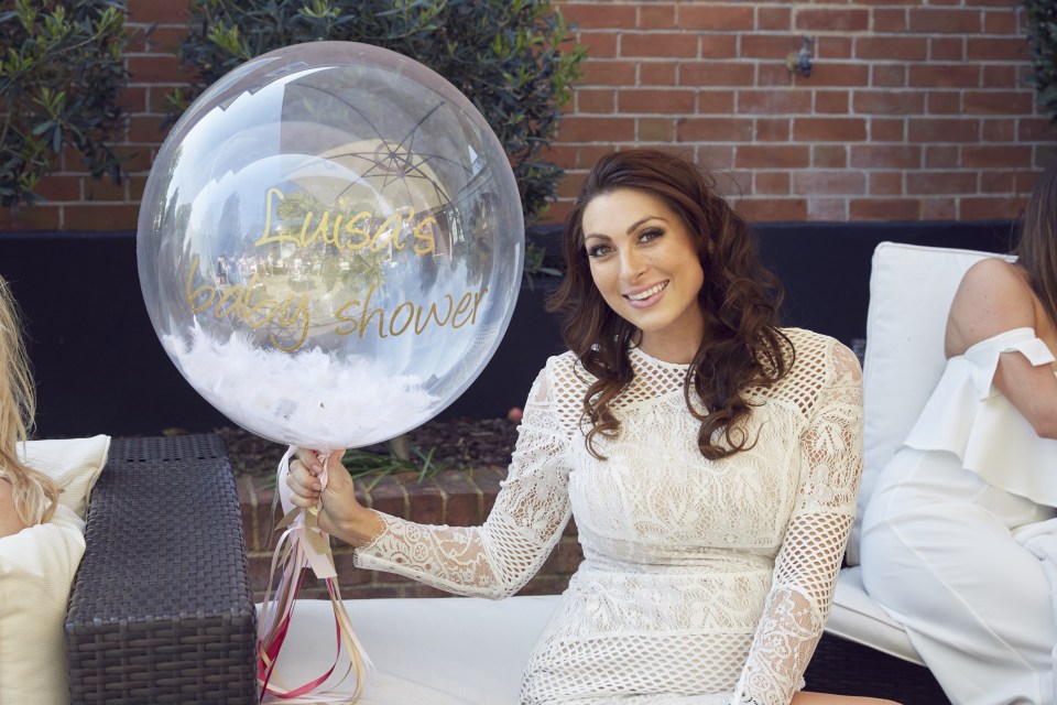  The reality tv star decked out her home with balloons