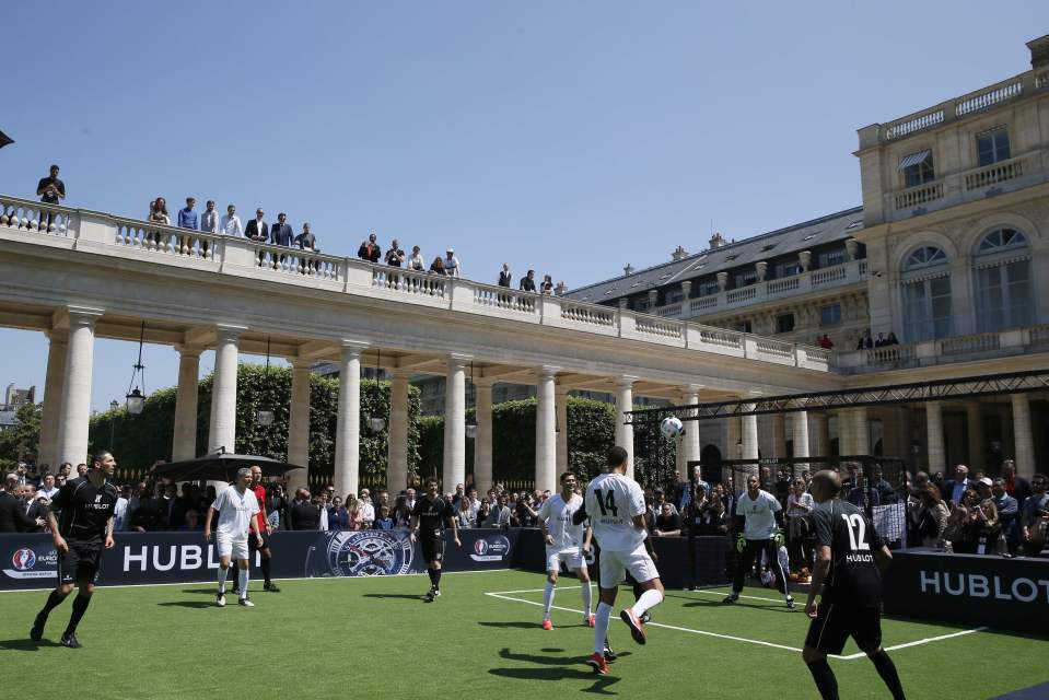 Maradona and Pele were at a legends tournament ahead of Euro 2016