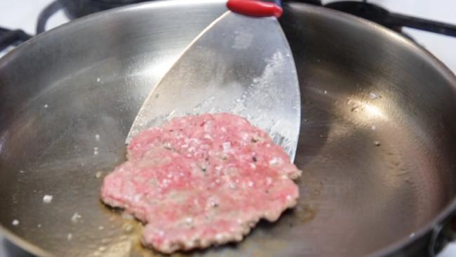  According to burger experts, this triggers something called the Maillard Reaction, which helps keep the flavour in