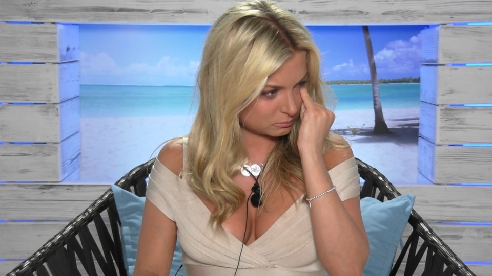  Zara Holland weeps after being snubbed by hunky Adam Maxted