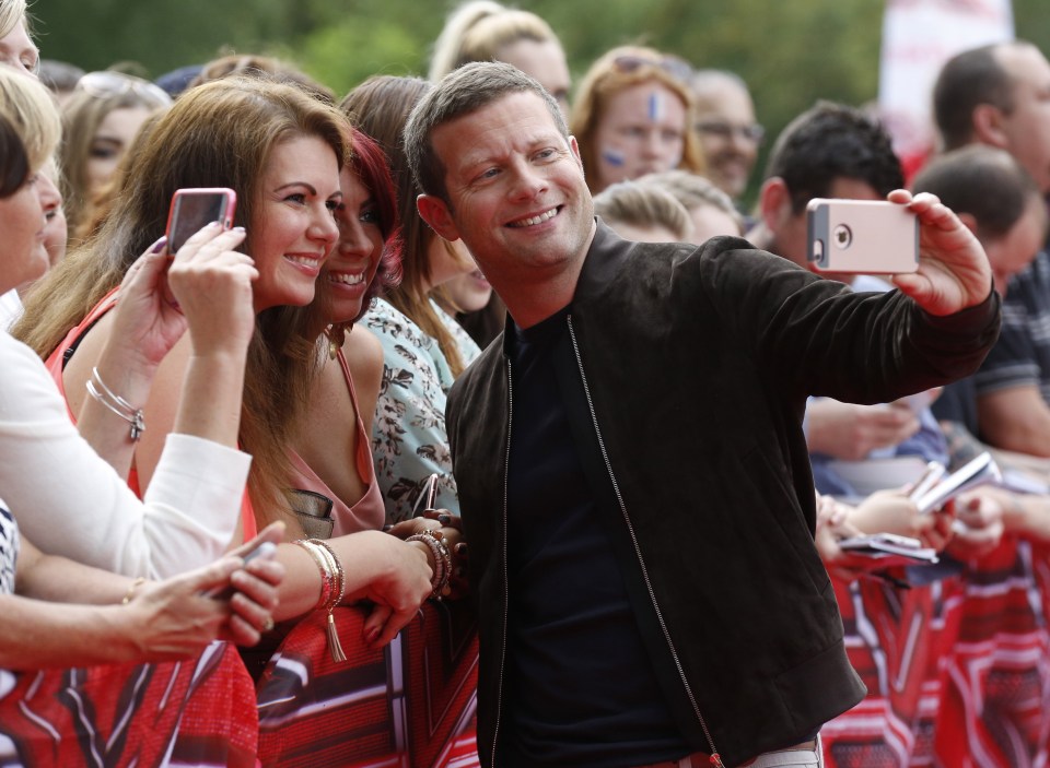 Dermot looked happy and relaxed as he prepared for a big day of filming