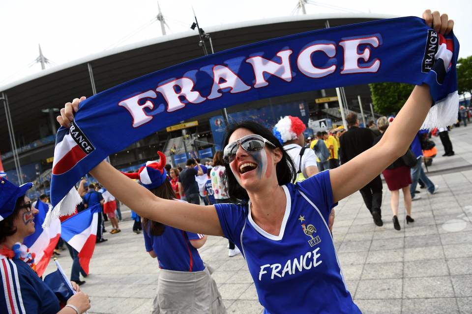  Fans have been arriving at the Stade de France in anticipation of kick off