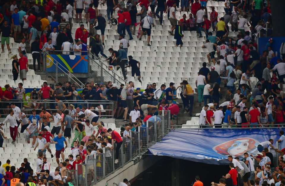  Worrying ... England fans are reporting there was no police presence to keep fans apart