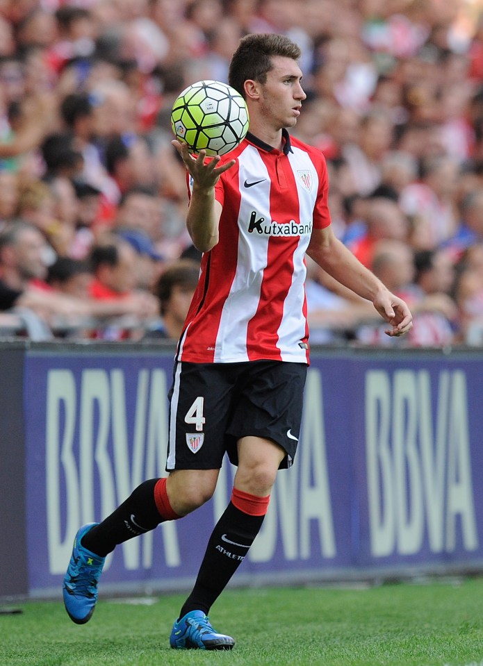  Aymeric Laporte signs new contract to stay at Athletic Bilbao until 2020