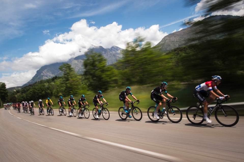  Team Sky ride out to protect Chris Froome's yellow jersey lead at the Criterium du Dauphine