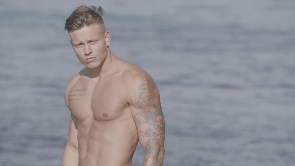  Love Island's Alex Bowen hasn't said much following his night with Miss Great Britain.