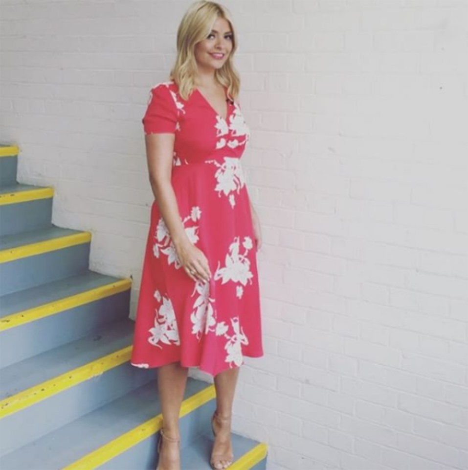  Fans went wild over Holly's red dress