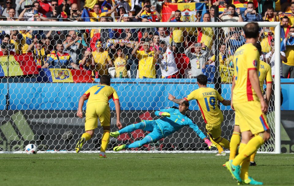  Bogdan Stancu of Romania scored a penalty to make the score 1-0 during the Euro 2016 group A match against Switzerland at Parc de Princes in Paris