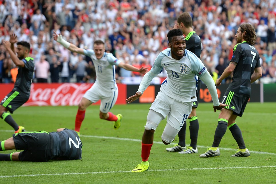  Daniel Sturridge's late goal has put England in the ascendancy in Group B