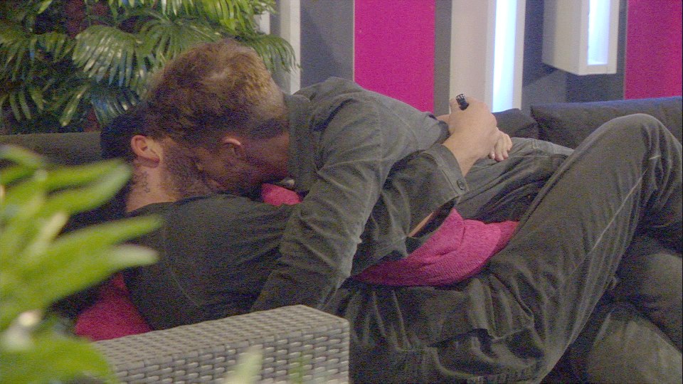  Ryan and Hughie get it on after playfully flirting throughout the night